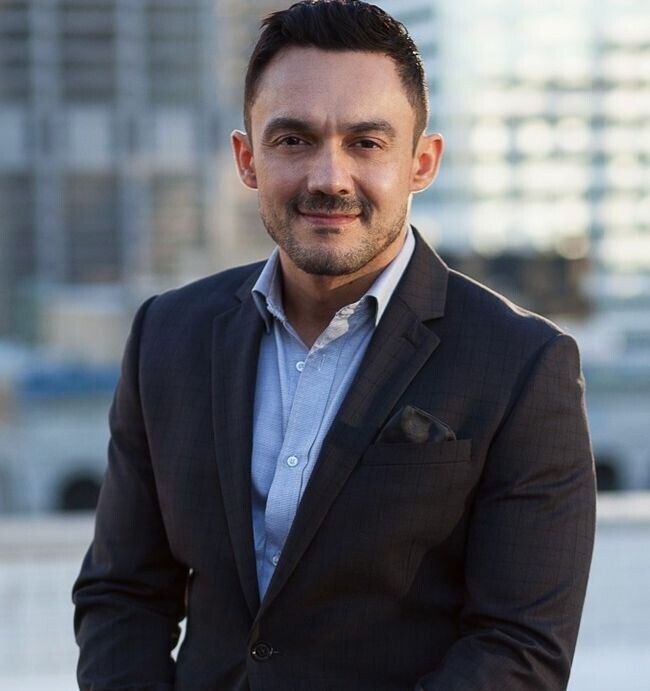 Agent Photo