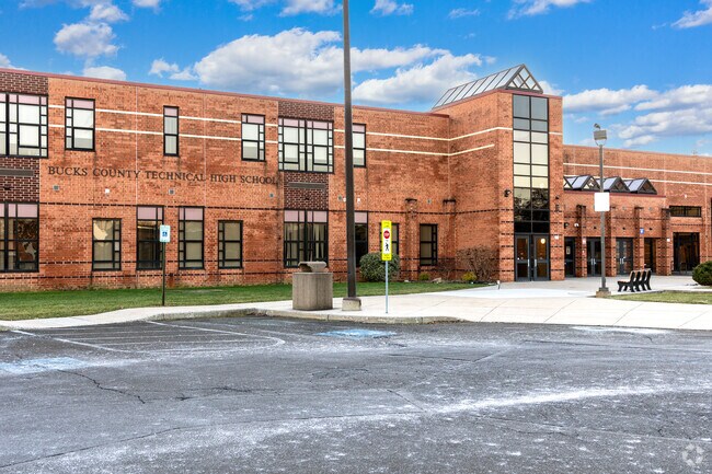 Bucks County Technical High School received an B rating from Niche.