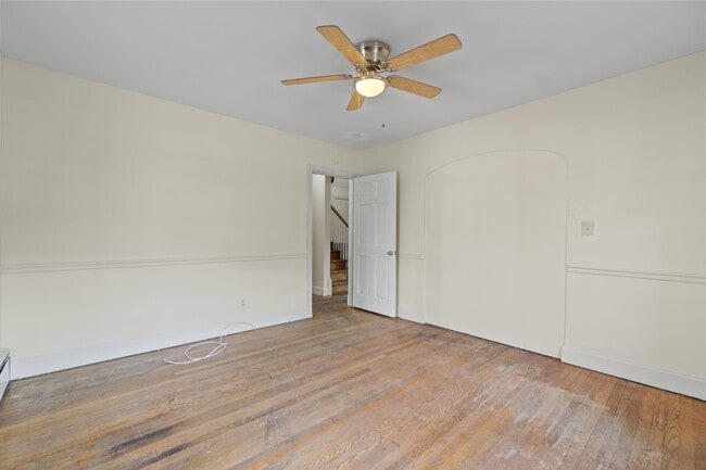 4610 Calvert Rd, College Park, MD 20740 - photo 3