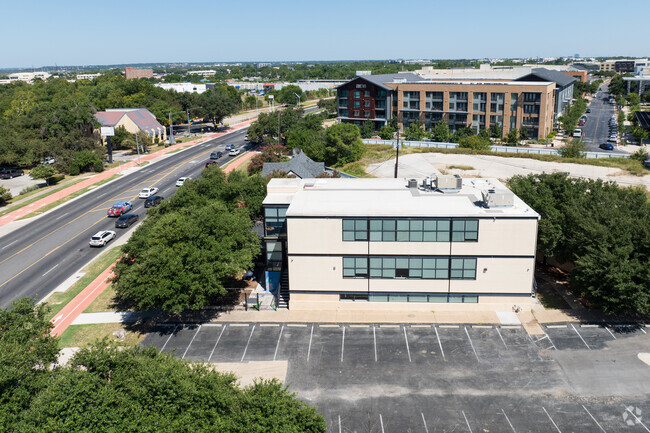 ATI Austin fosters independent thinking and academic excellence.