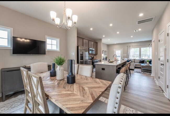 235 Greenpark Rd, Sandston, VA 23150 - photo 2