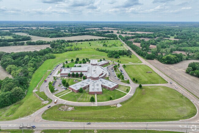 Huey L. Porter Middle School is a part of the Canton County School district.