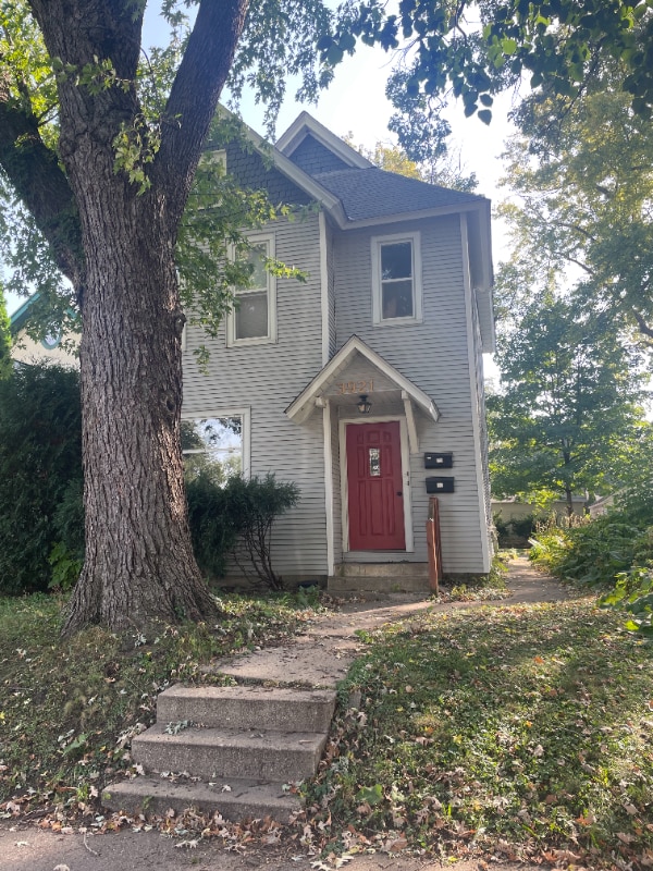 3921 E 26th St Unit Lower, Minneapolis, MN 55406