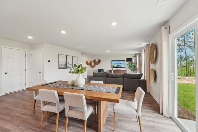 401 Clayton Scott St, Warner Robins, GA 31088 - photo 4