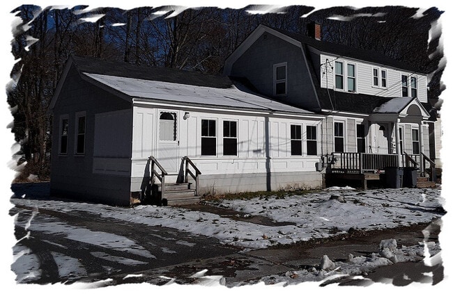 22 Middle St unit 3, Orono, ME 04473 - photo 2