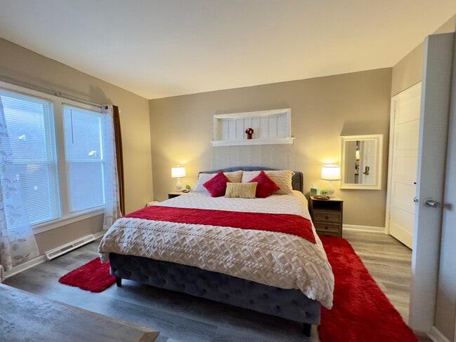 922 W Broadway St unit 1, Bradley, IL 60915 - photo 6