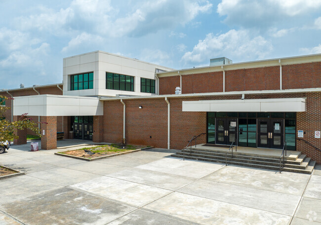 Forest Park High School, Forest Park GA Rankings & Reviews - Homes.com