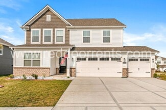 2224 Boxwood Dr, Greenfield, IN 46140