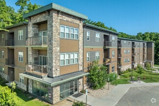 5414 Mineral Point Rd, Madison, WI 53705