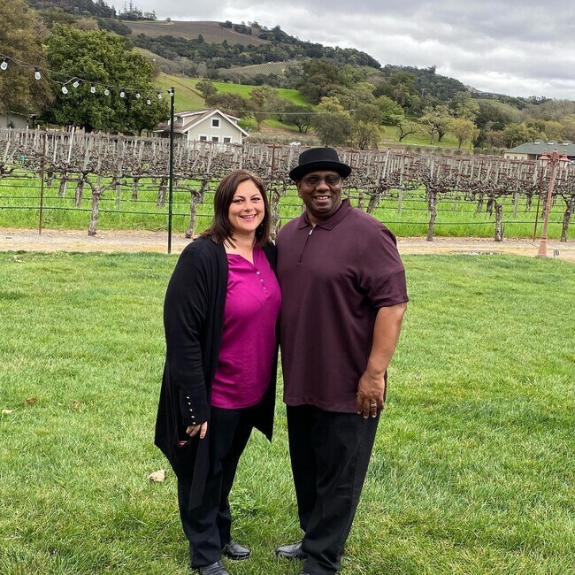 Kevin & Ivy Robinson