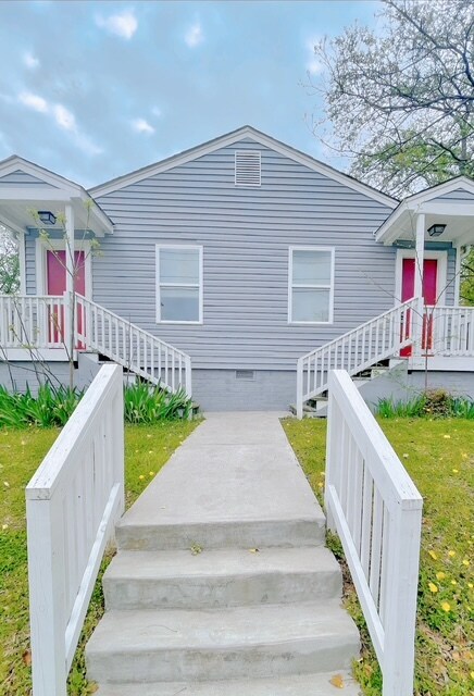 909 Harris St, Burlington, NC 27217 - photo 1