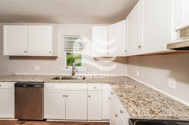 820 Vanderbilt St, Birmingham, AL 35206 - photo 5