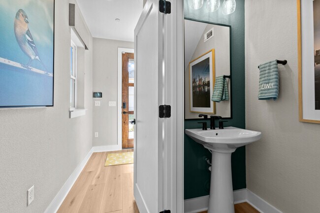 1032B Brickell Loop, Austin, TX 78744 - photo 5