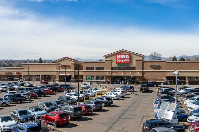King Soopers is a convenient place to get groceries in Trailside.