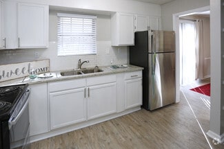 2609 Charlestown Dr, Atlanta, GA 30337