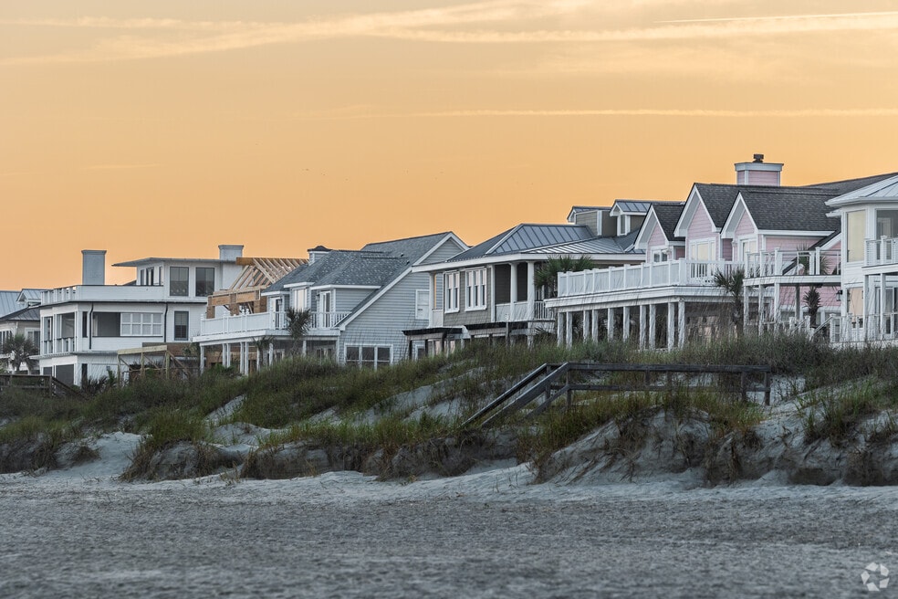 NH_IsleOfPalms_525965_012924_P1_MN_V3