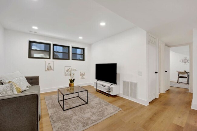 503 W Wrightwood Ave unit ID1319110P, Chicago, IL 60614 - photo 4