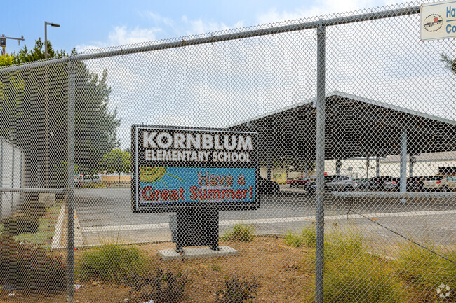 Kornblum Elementary School in Hawthorne, CA has a parking lot for teachers and guests.