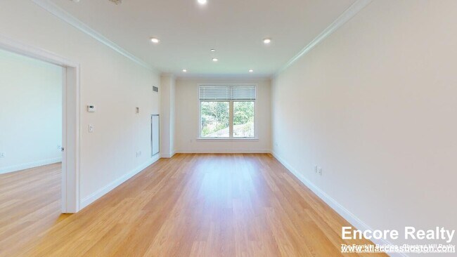 201 Sherman Rd unit 638, Brookline, MA 02467 - photo 6