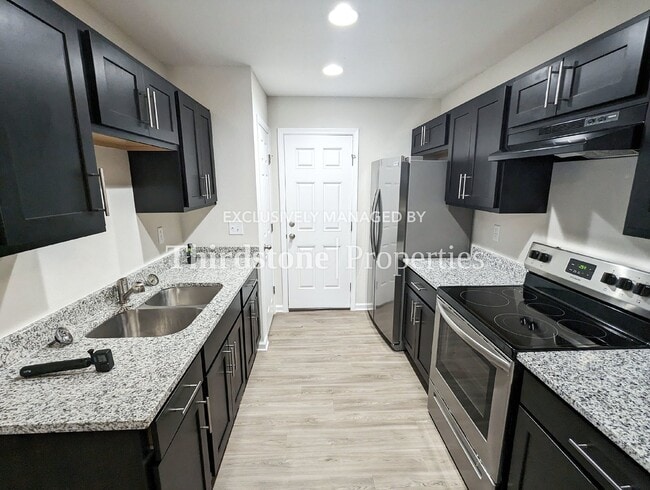 938 Ardoon St, Jacksonville, FL 32208 - photo 6