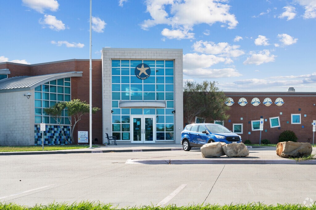 The school serves students in kindergarten through fifth grade and has about 512 students.