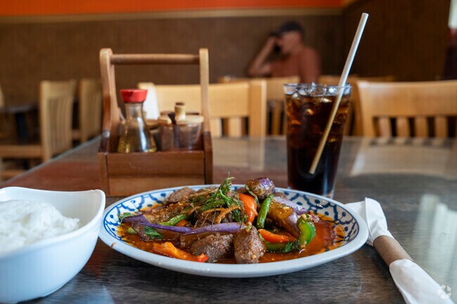 North Rock is home to Sawasdee Thai, known for its great deals on lunch specials.