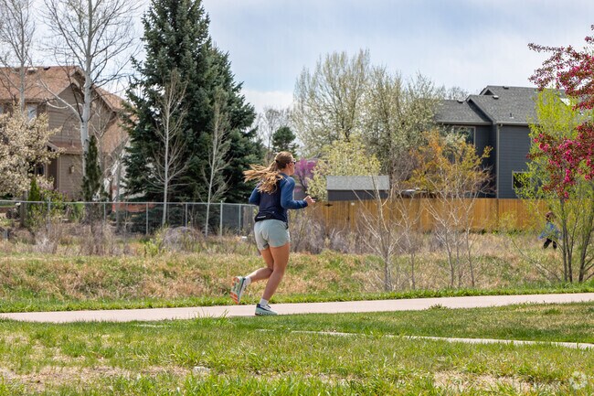 Several trails, including the Rendezvous Trail, wind through the green spaces of the Rigden Farm neighborhood.