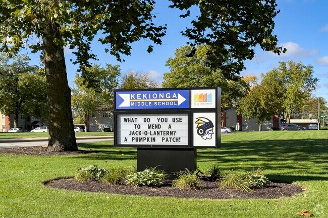 Kekionga Middle School welcomes students from the Fort Wayne area.