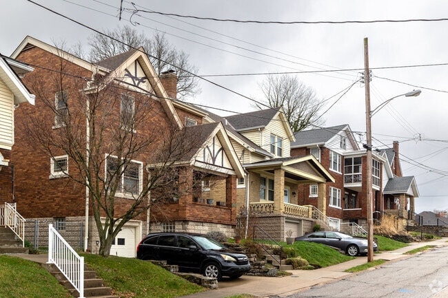 Homes in Fort Thomas typically sell after 37 days.