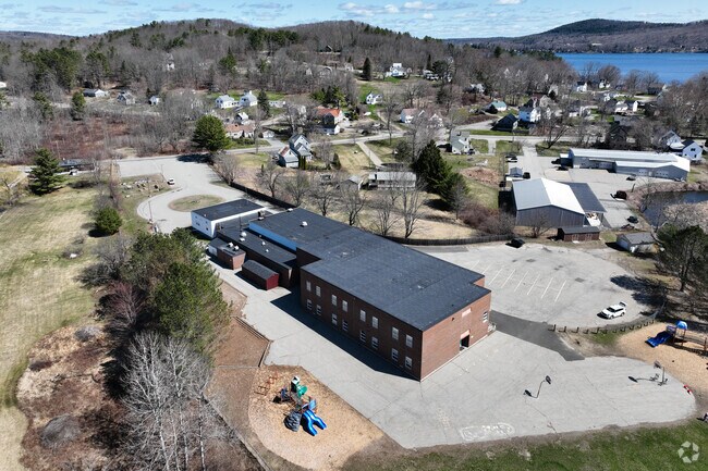 Sabattus Primary School serves the the lower grades in the local area.
