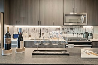 165 N Ada St Unit 3333, Chicago, IL 60607