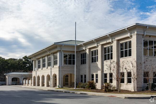 Islands High School is a public school in Savannah, GA.