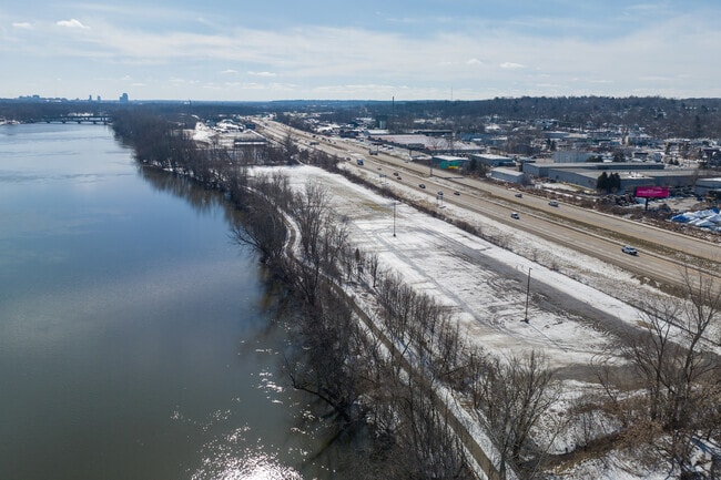Winter, Comstock Park, Grand River