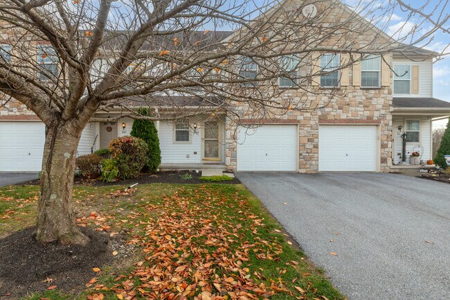 309 Buckley Dr, Harrisburg, PA 17112 - photo 2