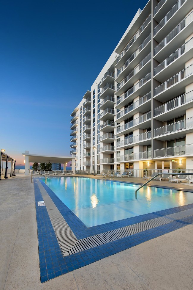 2700 SW 27 Ave, Miami, FL 33133