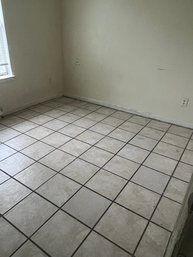 222 W 34th St unit B, Norfolk, VA 23504 - photo 3