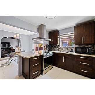 47 NW 47th St, Miami, FL 33127