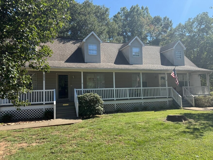 800 Mountain View B Unit