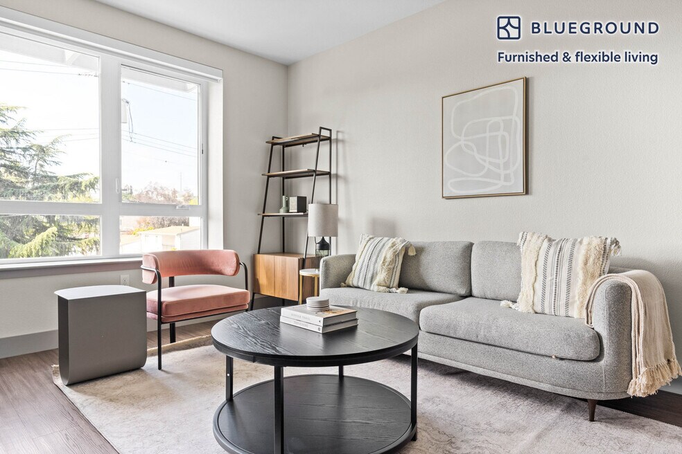 1800 Lacassie Ave unit FL3-ID984, Walnut Creek, CA 94596 - photo 1