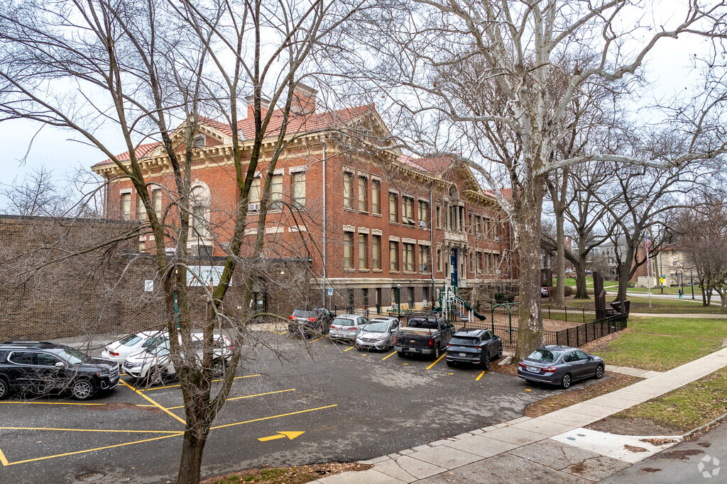 Graham Elementary and Middle School is located in University, Columbus Ohio.