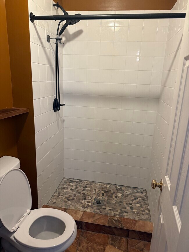 4312 4th St NW unit 2, Washington, DC 20011 - photo 7