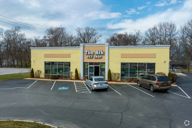 The Ark Pet Shop, in Business for over 40 years, Merrillville, IN