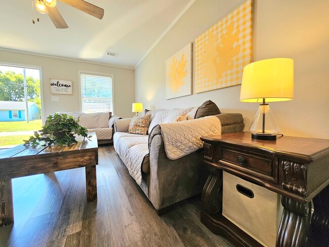 1050 Shadow Ridge Ave, Oak Grove, KY 42262 - photo 2