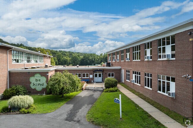 This is the main entrance to Washington Primary School.