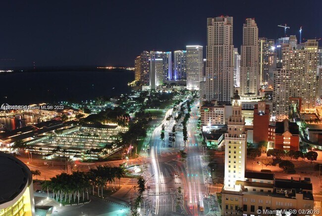 Marina Blue unit 2006, Miami, FL 33132 - photo 3