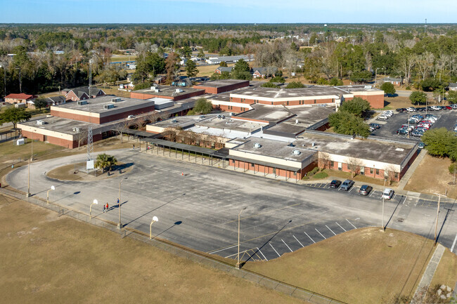 Whittemore Park Middle School has outdoor activity areas for students.