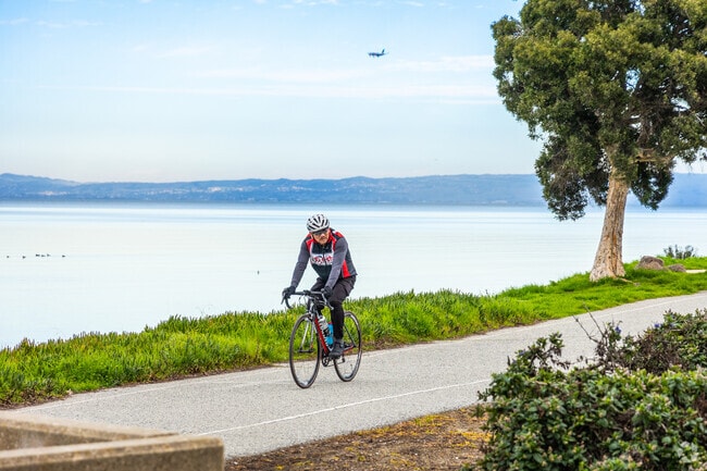 Bikers can easily access the Bay Trail from Burlingame Gardens.