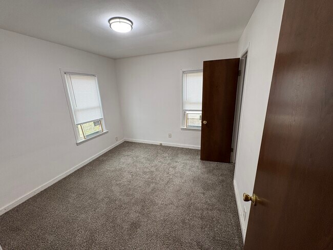 804 College Ave, Goshen, IN 46526 - photo 5