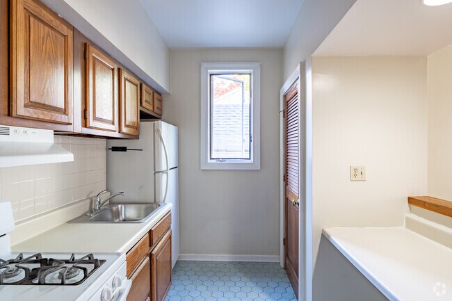 669 Potomac Ave, Buffalo, NY 14222 - photo 6