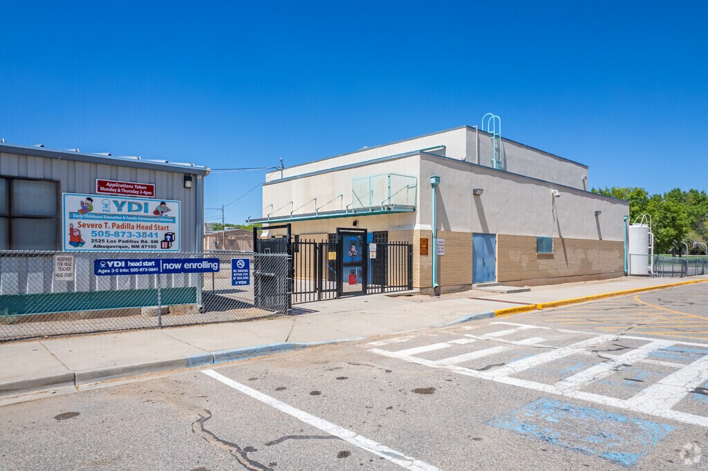 Fostering a vibrant learning community at Los Padillas Elementary School in Albuquerque.